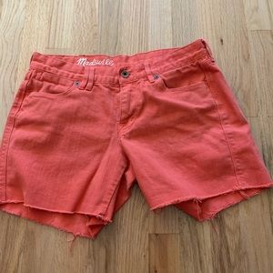 3/18🔹🔹Madewell Orange Cream Raw Hem Denim Shorts